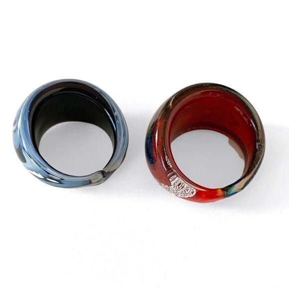 Hand Blown Glass Rings and Pendant - Picture 6 of 6